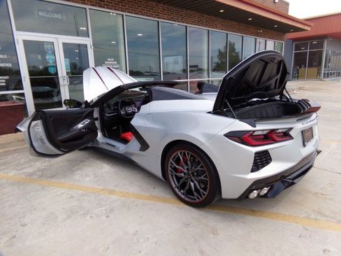 Used 2023 Chevrolet Corvette Stingray Convertible w/ 1LT RWD image 13