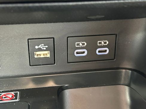 Used 2025 Toyota Camry LE image 26