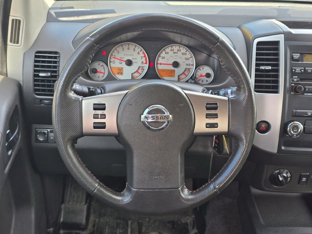 Used 2011 Nissan Frontier PRO-4X AWD/4WD image 7
