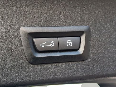 Certified 2025 BMW X3 xDrive30i w/ Convenience Package image 29