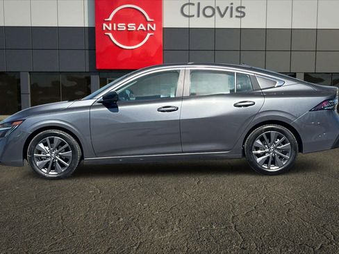 New 2026 Nissan Sentra SL image 6