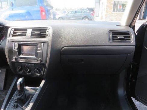 Used 2016 Volkswagen Jetta S FWD image 28