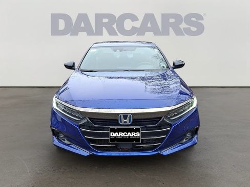 Used 2022 Honda Accord Sport image 2