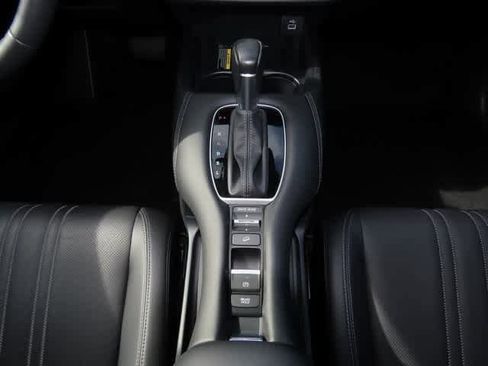 Certified 2023 Honda HR-V EX-L image 22