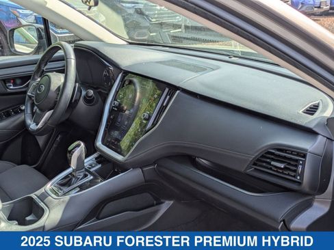 Certified 2025 Subaru Forester Premium AWD/4WD image 29