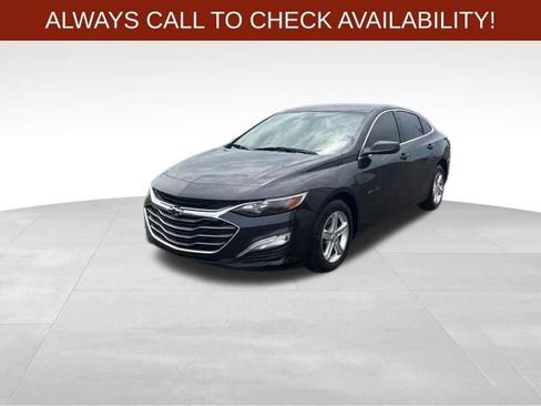Used 2022 Chevrolet Malibu LS FWD image 3