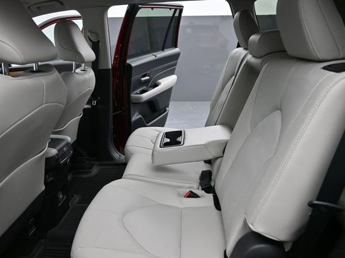 Used 2025 Toyota Grand Highlander AWD Hybrid image 15