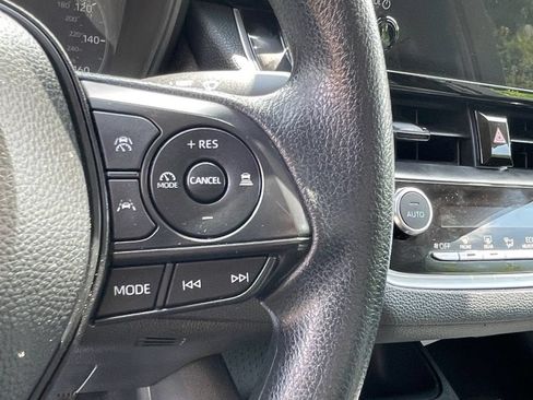 Used 2024 Toyota Corolla LE FWD image 20