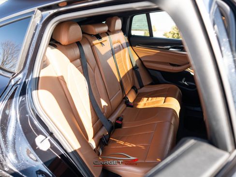 Used 2021 BMW X4 M40i image 18