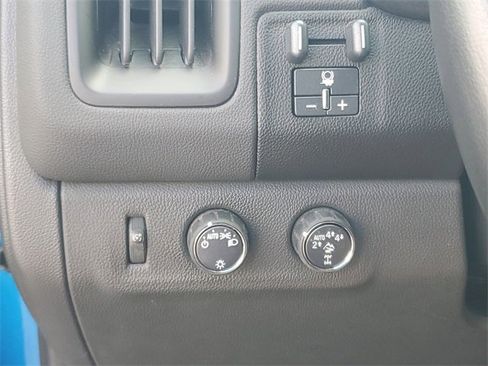 Used 2021 Chevrolet Colorado ZR2 image 20