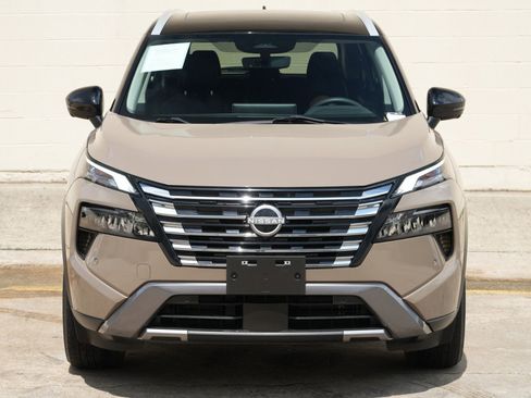 Used 2024 Nissan Rogue SL w/ SL Premium Package FWD image 47