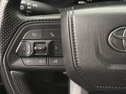 Used 2024 Toyota Tacoma SR RWD image 13