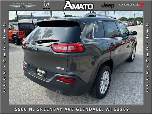 Used 2015 Jeep Cherokee Latitude FWD image 6