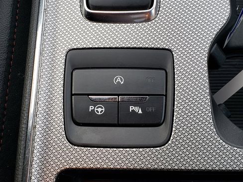 Certified 2021 Ford Edge Titanium w/ Equipment Group 301A image 28