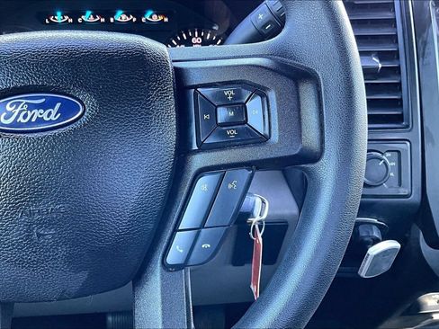 Used 2017 Ford F150 XL w/ Equipment Group 101A Mid AWD/4WD image 25