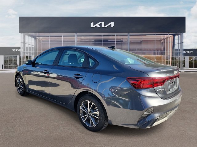 Certified 2024 Kia Forte LXS FWD image 2