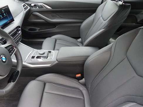 Certified 2026 BMW 430i Convertible RWD image 11