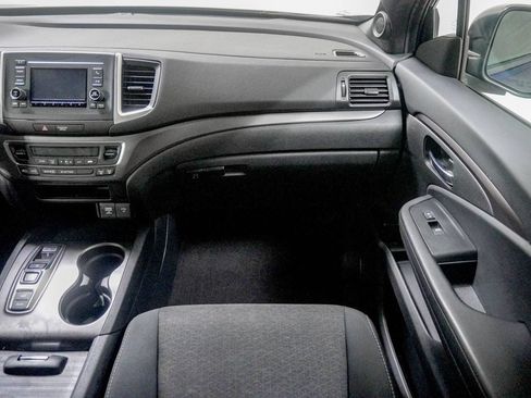 Used 2019 Honda Passport Sport image 28