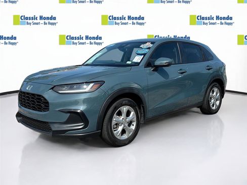 Certified 2023 Honda HR-V LX image 3