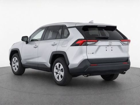 Used 2025 Toyota RAV4 LE AWD/4WD image 3