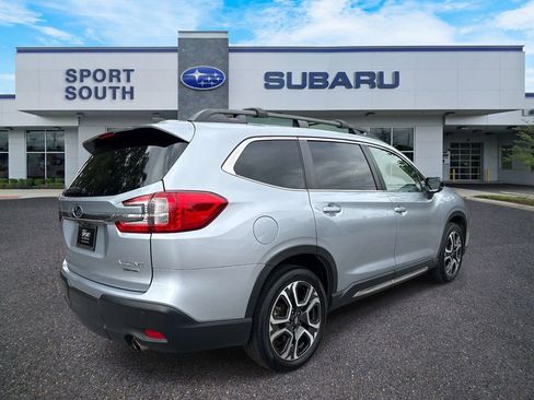 Used 2024 Subaru Ascent Limited w/ Technology Package AWD/4WD image 3