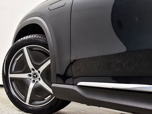 Certified 2023 Mercedes-Benz EQE 500 4MATIC SUV image 17