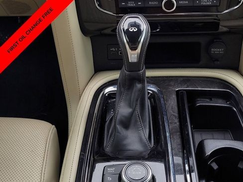 Used 2021 INFINITI QX80 Sensory w/ Cargo Package RWD image 21