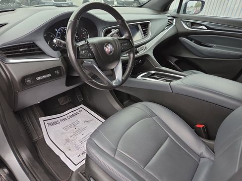 Used 2024 Buick Enclave Premium image 11