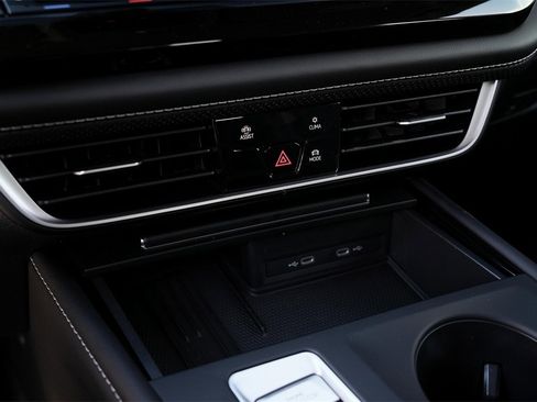 New 2026 Volkswagen Atlas SE image 15