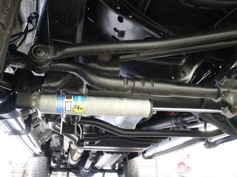 Used 2003 Ford F350 Lariat image 32