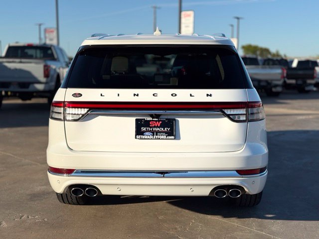Used 2021 Lincoln Aviator Black Label AWD/4WD image 7