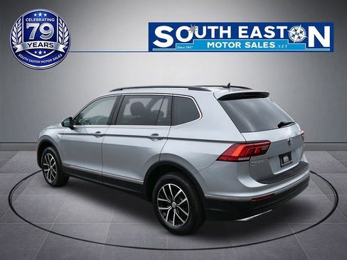 Used 2021 Volkswagen Tiguan SE w/ Panoramic Sunroof Package AWD/4WD image 5