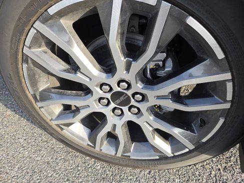 New 2026 GMC Acadia Denali Ultimate w/ LPO, Floor Liner Package image 16