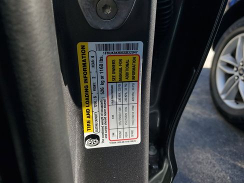 Certified 2025 Ford Explorer ST-Line image 31