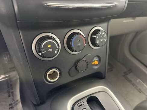 Used 2014 Nissan Rogue S w/ Convenience Package image 9