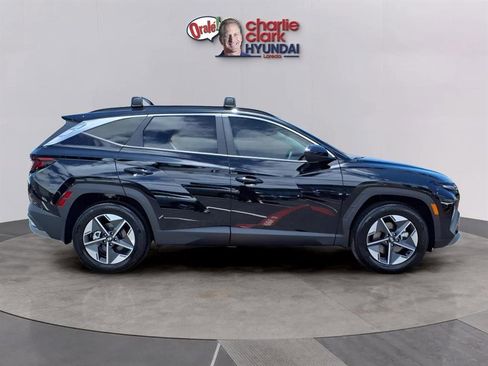 New 2025 Hyundai Tucson SEL image 6