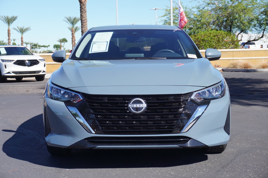 Certified 2025 Nissan Sentra SV FWD image 5