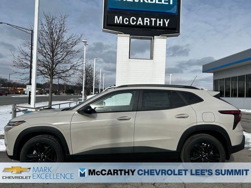 New 2026 Chevrolet Trax ACTIV w/ Driver Confidence Package image 3