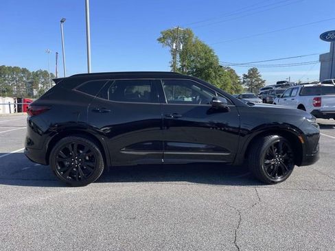 Used 2021 Chevrolet Blazer RS w/ Enhanced Convenience Package FWD image 2