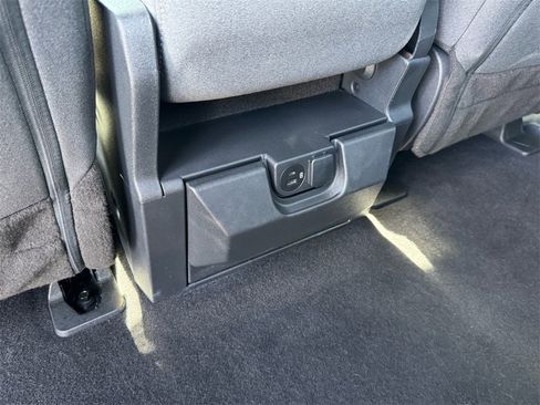 Used 2023 Ford F150 XLT image 18