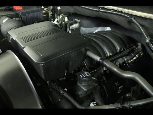 Used 2025 Chevrolet Silverado 2500 Custom w/ Custom Value Package image 19