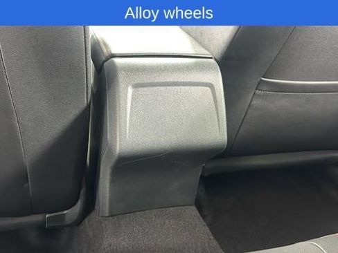 Used 2025 Volkswagen Jetta GLI Autobahn image 35