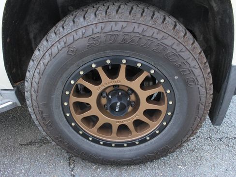 Used 2015 GMC Yukon Denali w/ Touring Package image 6