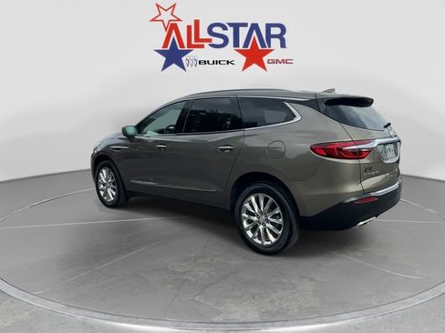 Used 2020 Buick Enclave Essence w/ Sound and Sites Package FWD image 5