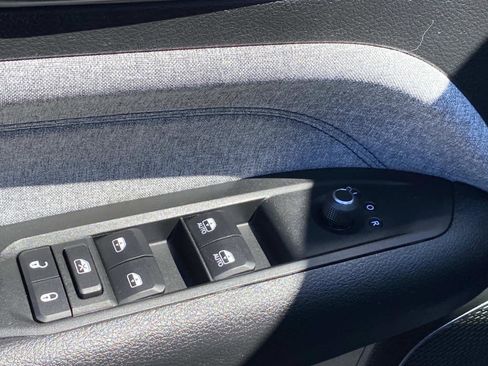 Certified 2022 Jeep Compass Latitude w/ Convenience Group AWD/4WD image 27