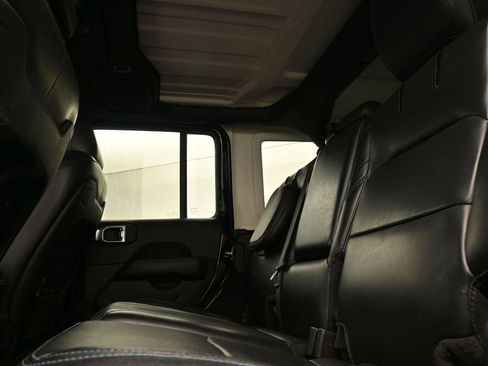 Used 2022 Jeep Wrangler Unlimited Rubicon 4xe w/ Safety Group image 15