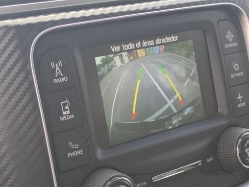 Used 2020 RAM 1500 Classic SLT RWD image 9