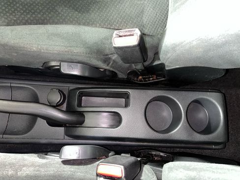 Used 2012 Nissan Versa 1.8 S w/ Special Edition Pkg FWD image 21