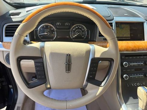 Used 2009 Lincoln MKS AWD image 21