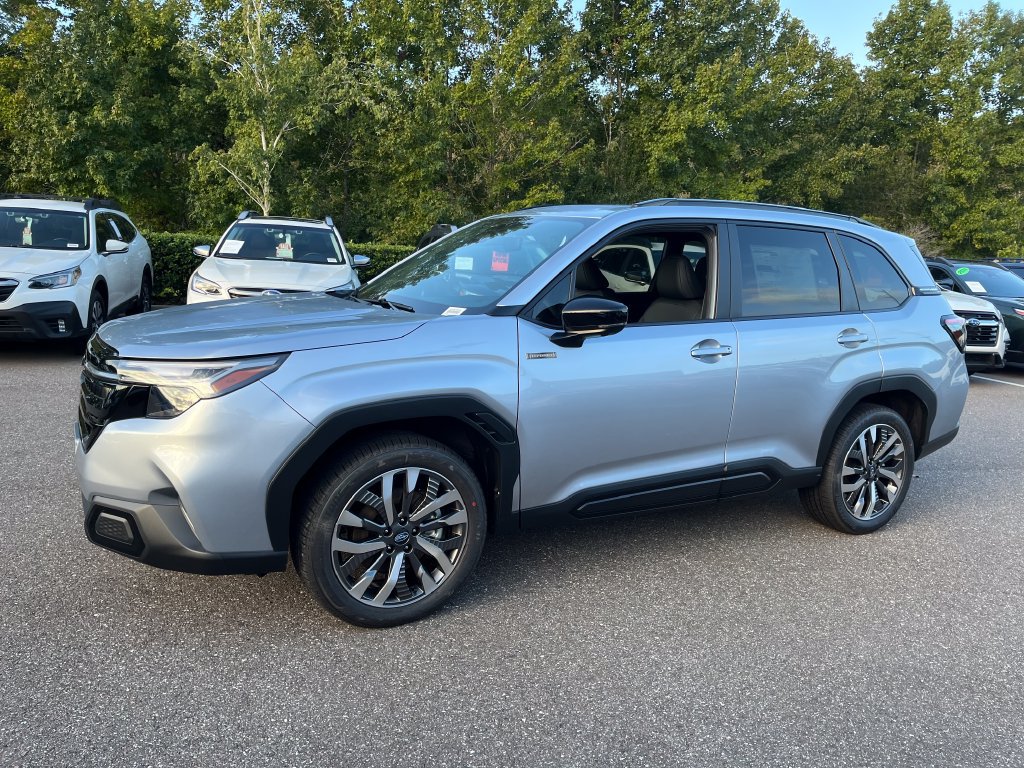 New 2026 Subaru Forester Touring AWD/4WD image 3
